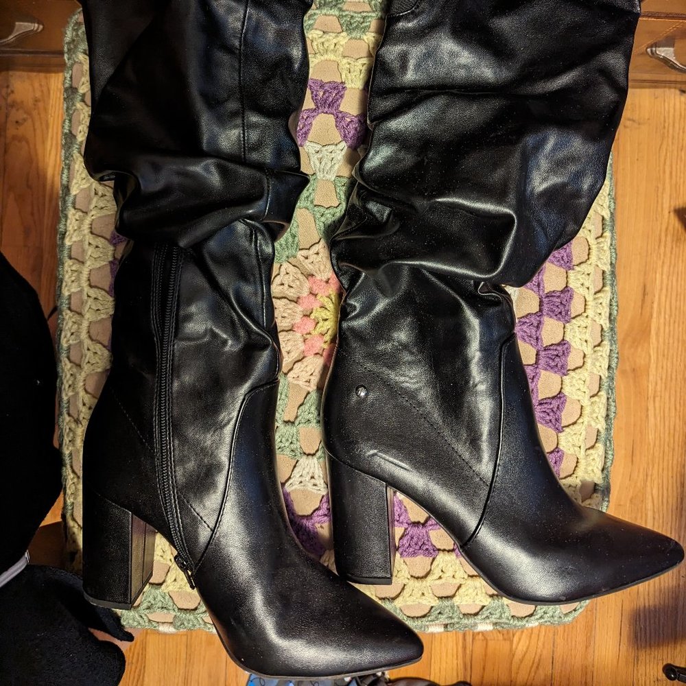 Simply Vera ladies boots Size 8M